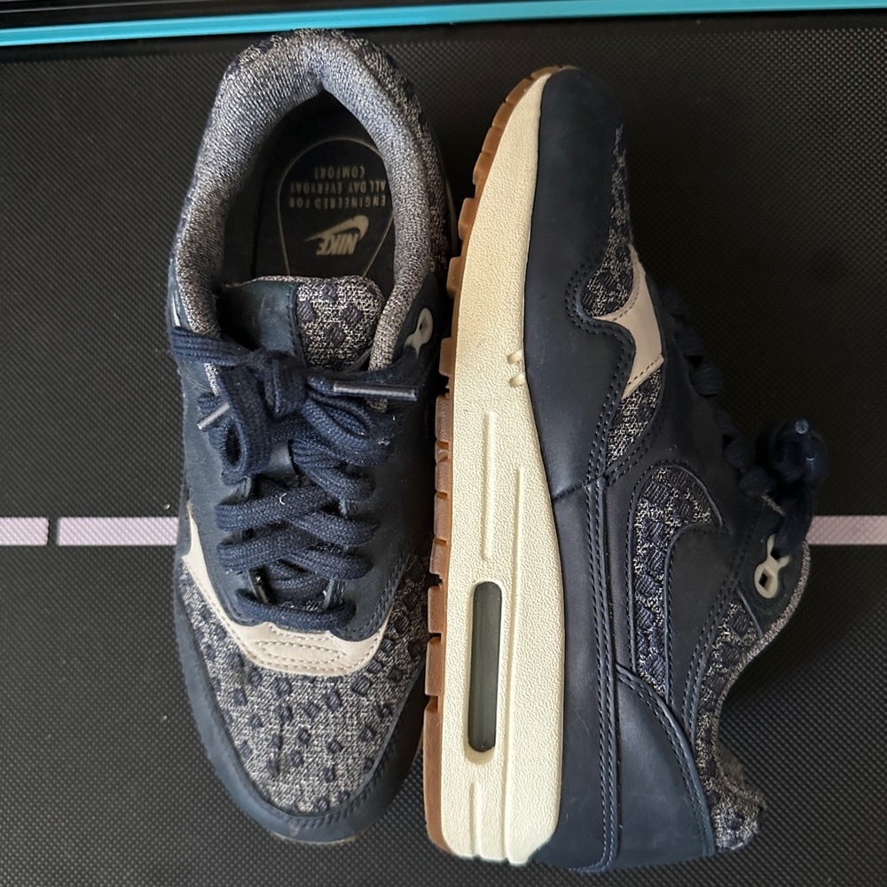 Nike Air Max 1 Leather